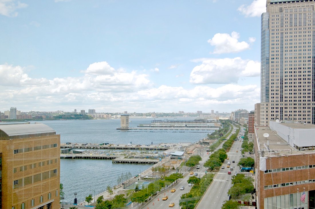 Condo in New York, New York, United States 3 - 18322894