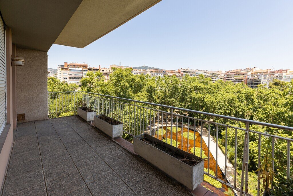 Apartment in Sarrià-Sant Gervasi, Barcelona, Spain 2 - 18322071
