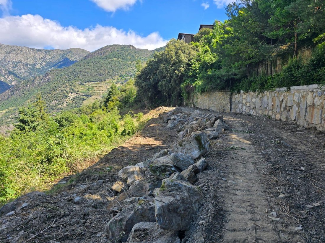 Land in Aixirivall, Sant Julià de Lòria, Andorra 2 - 18318915