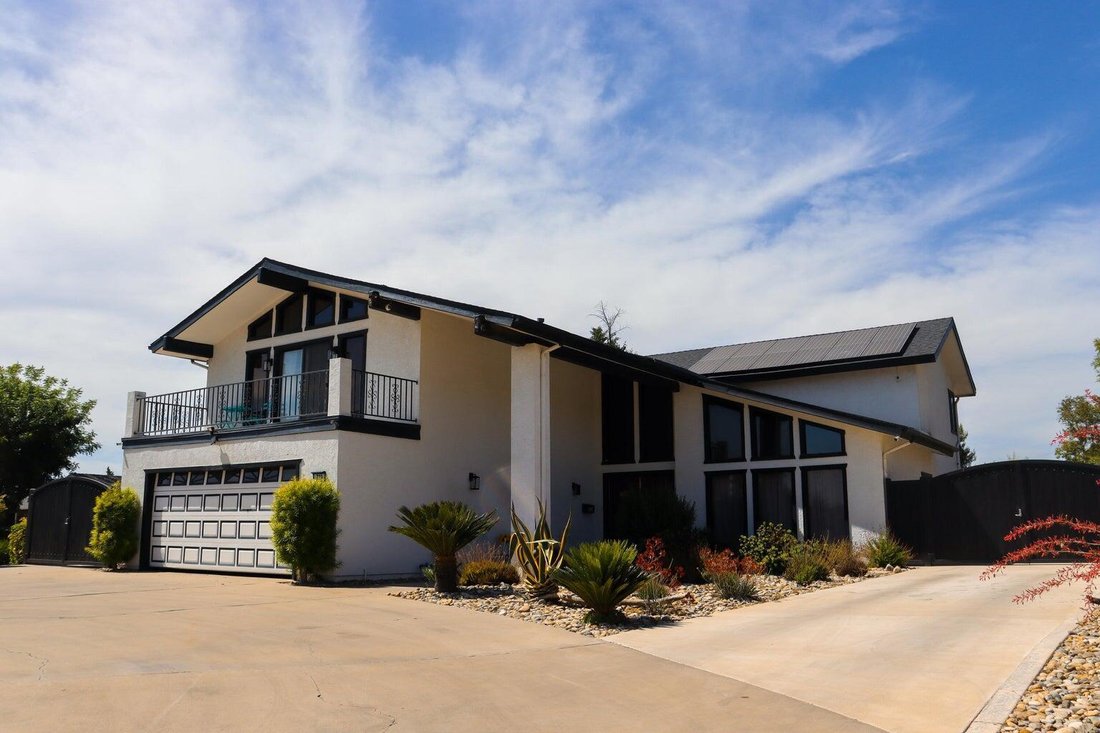House in Exeter, California, United States 4 - 18319481