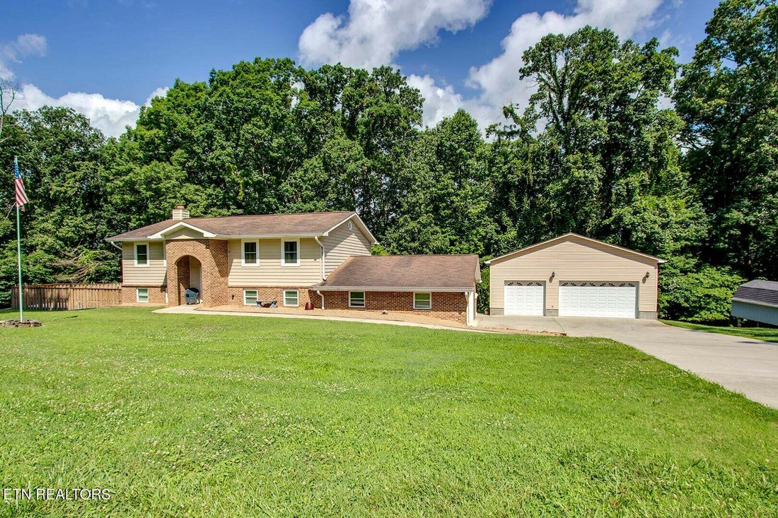 House in Harriman, Tennessee, United States 2 - 18320602