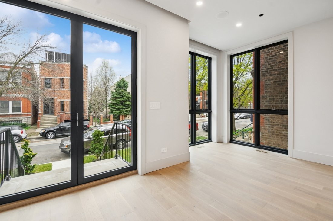 House in Chicago, Illinois, United States 4 - 18322299