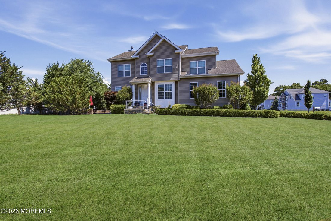House in Howell Township, New Jersey, United States 2 - 18318550