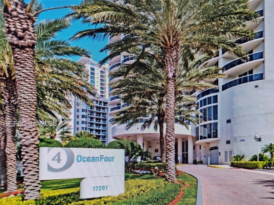 Condo in Sunny Isles Beach, Florida, United States 3 - 18122928