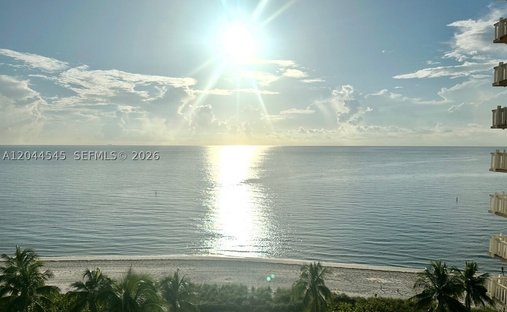 Condo in Key Biscayne, Florida, United States 1