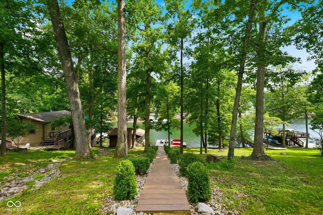 House in Nineveh, Indiana, United States 4 - 18322509