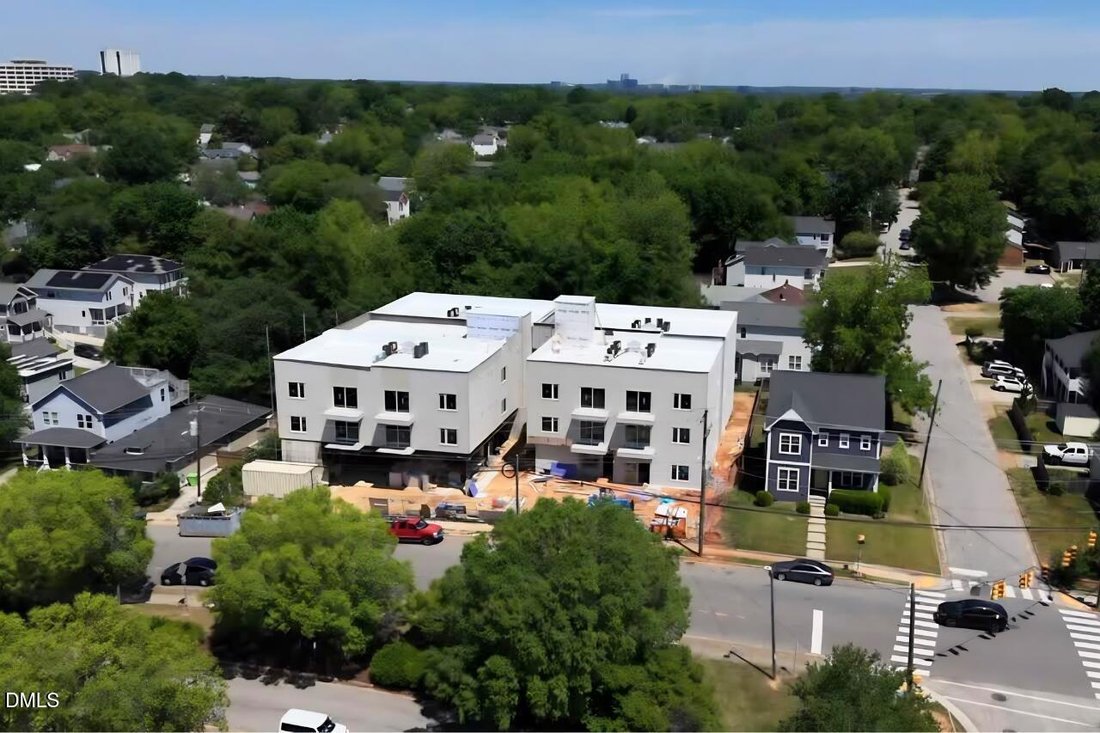 Condo in Raleigh, North Carolina, United States 1 - 18321240