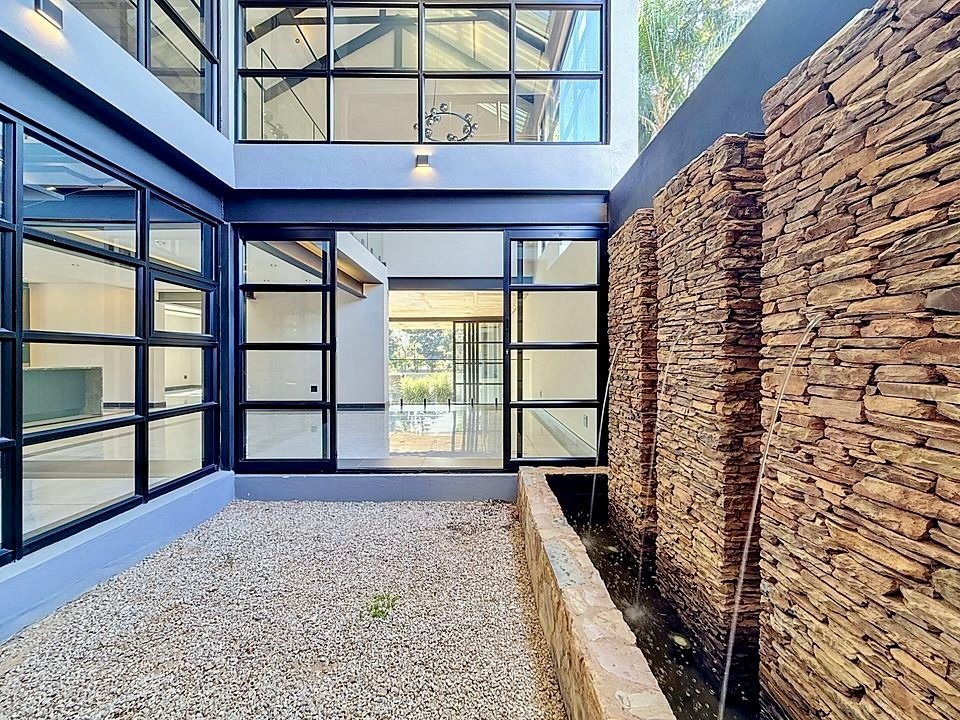 Maison à Municipalité métropolitaine de la ville de Tshwane, Gauteng, Afrique du Sud 4 - 18320310