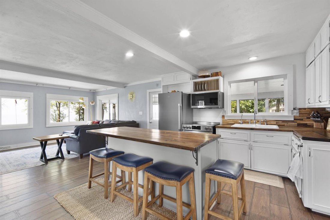 House in Chilton, Wisconsin, United States 5 - 18320802