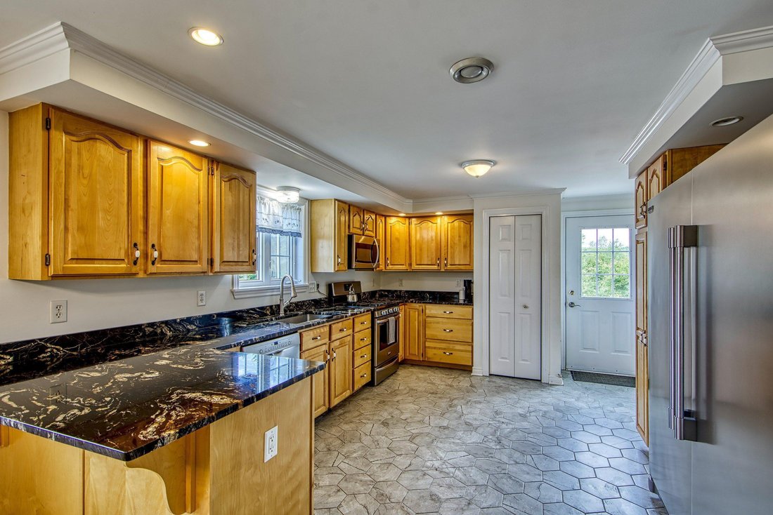 House in Stockton Springs, Maine, United States 4 - 18320608
