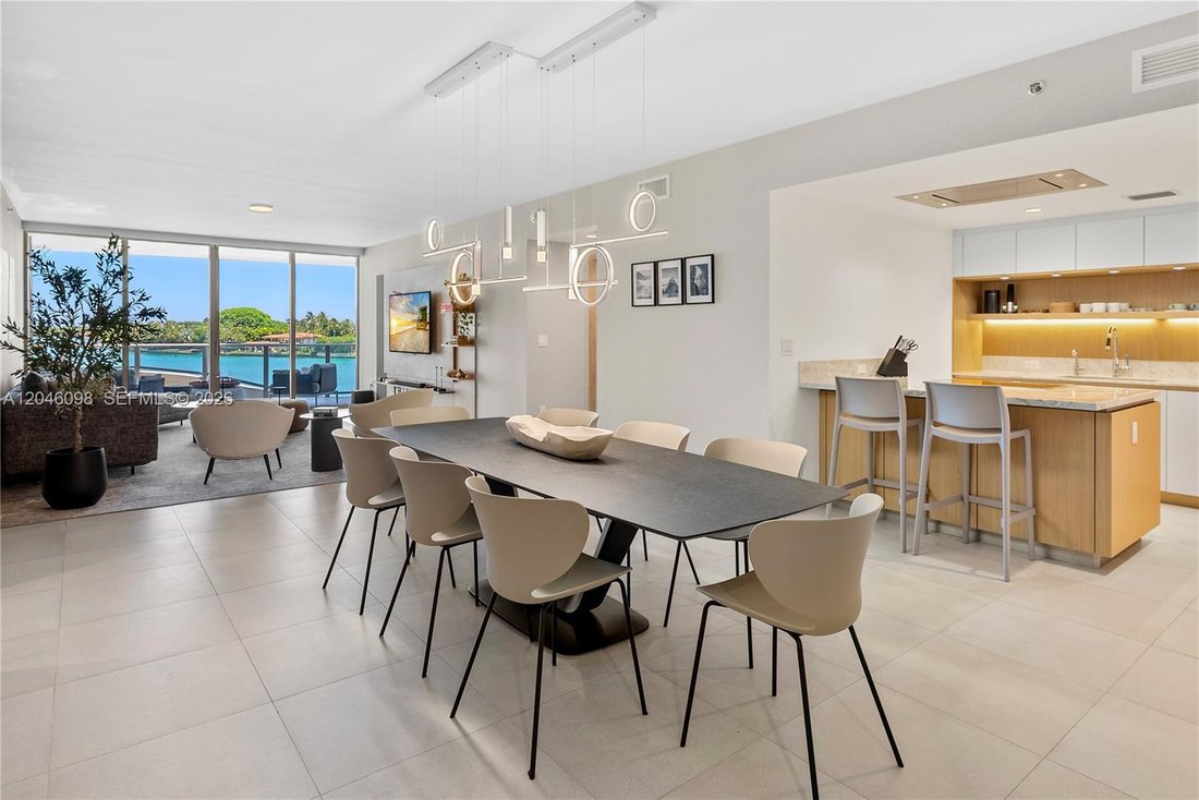 Condo in Bal Harbour, Florida, United States 1 - 18322953