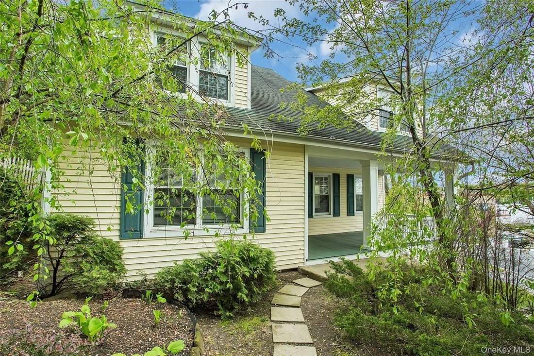 House in Halesite, New York, United States 2 - 18319677