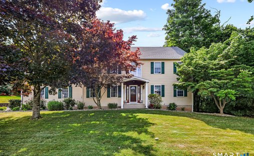 House in Cheshire, Connecticut, United States 1