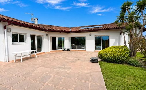 House in Arbonne, Nouvelle-Aquitaine, France 1