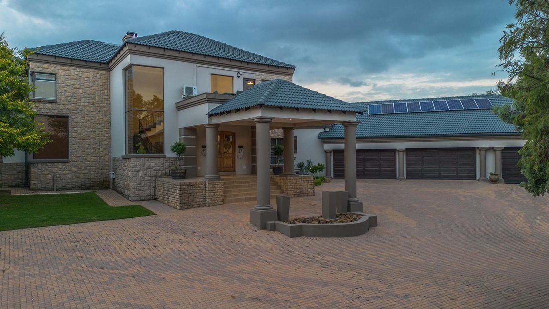 House in Mooikloof, Gauteng, South Africa 5 - 15004422