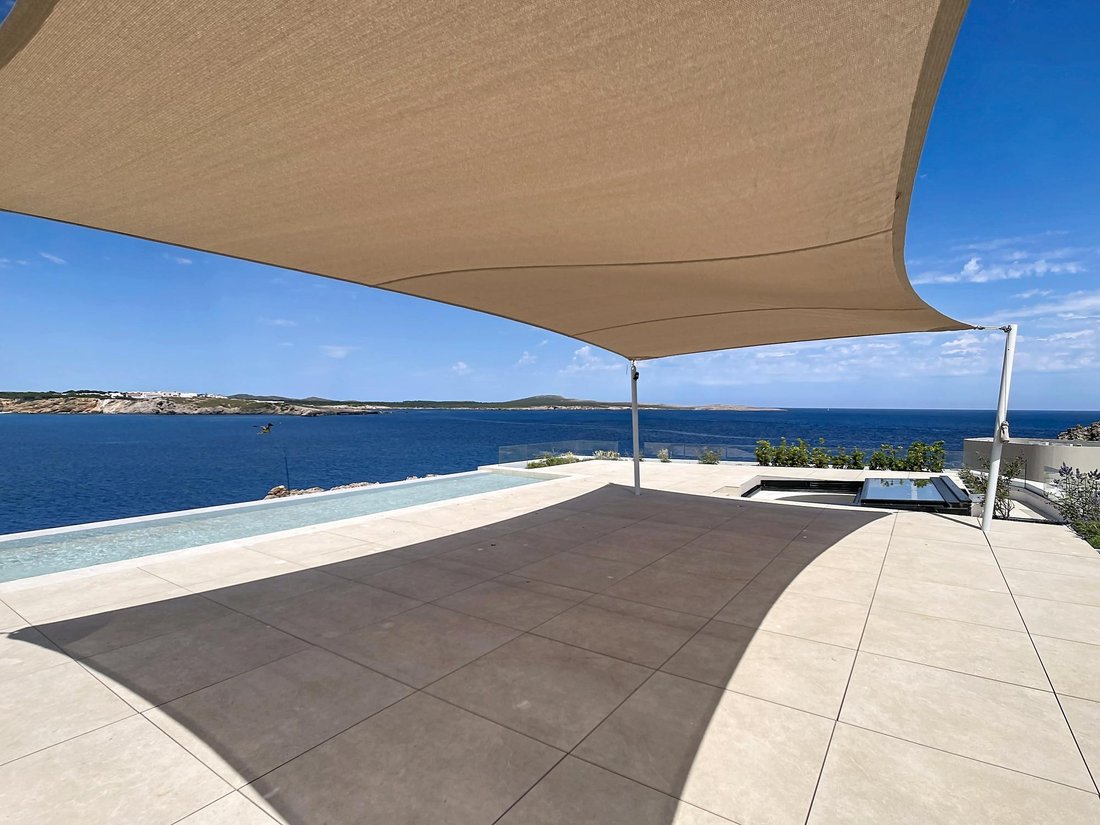 Villa in es Mercadal, Balearic Islands, Spain 3 - 18318910