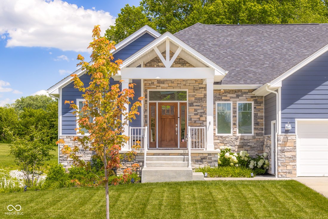 House in Columbus, Indiana, United States 2 - 18311645