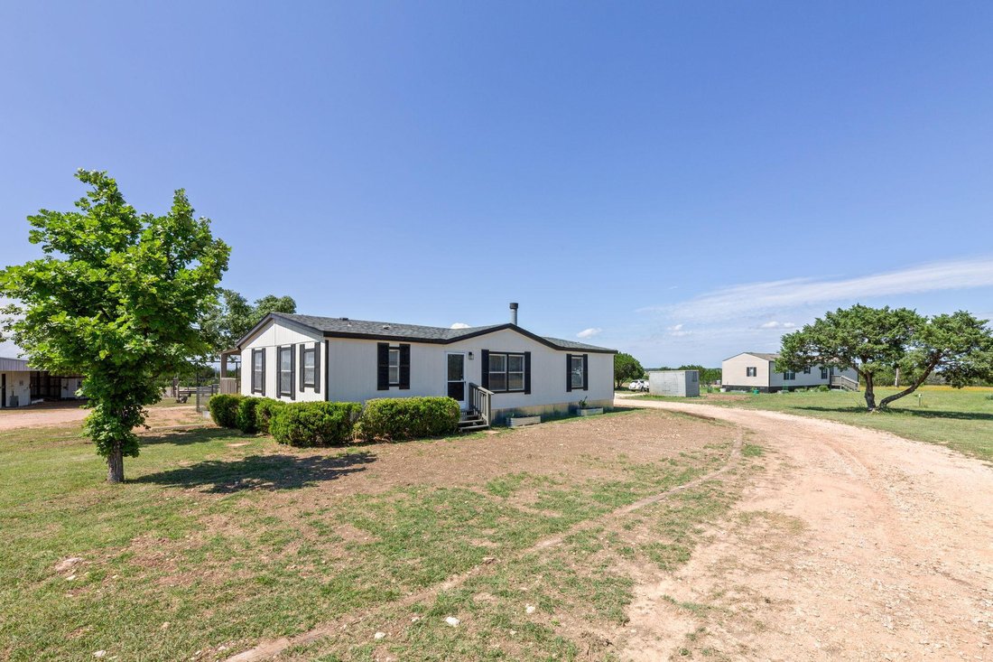 Florence, Texas, United States 2 - 18321665