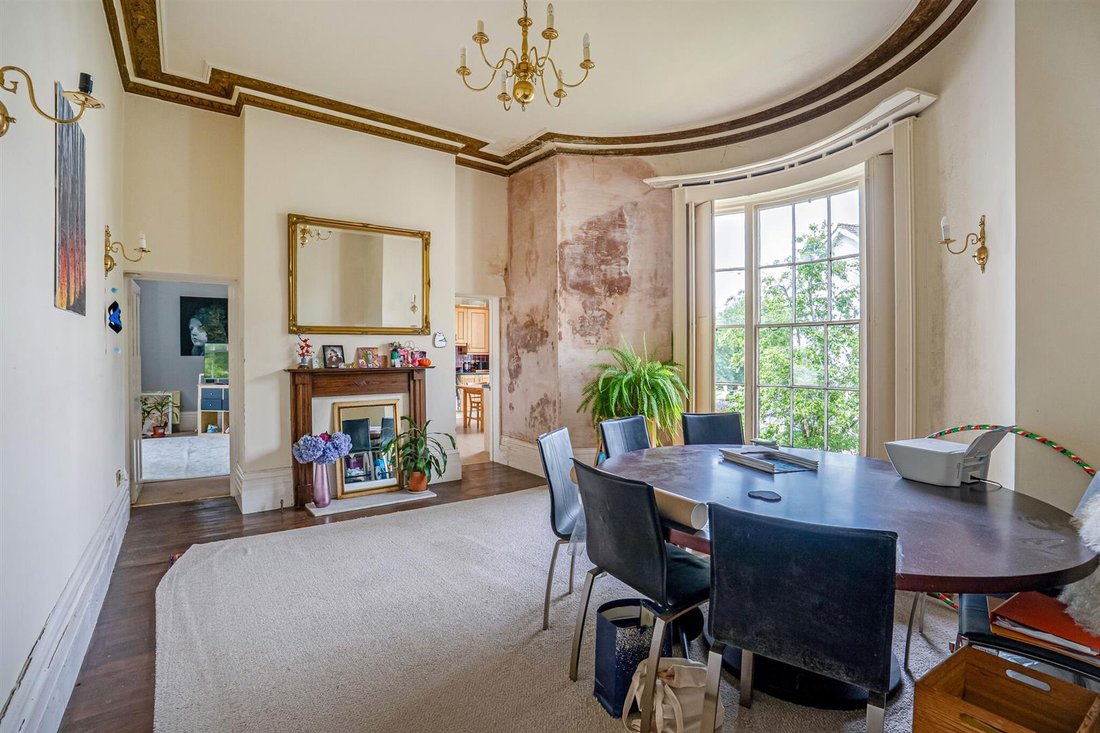 Villa in Cheltenham, England 3 - 17333304