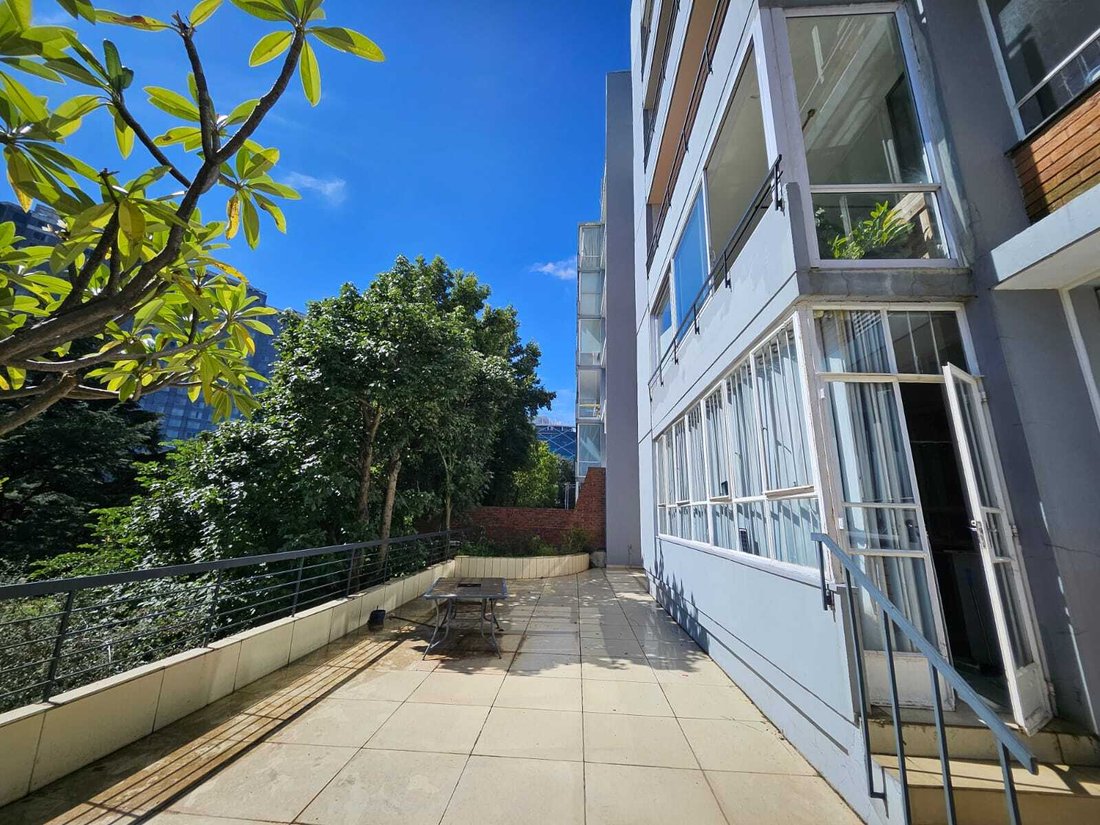 Apartment in Benmore Gardens, Gauteng, South Africa 3 - 18319623
