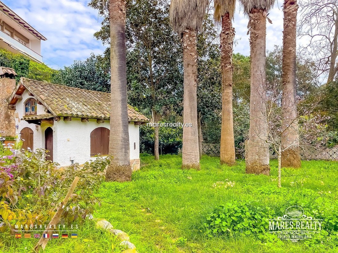 House in Lloret de Mar, Catalonia, Spain 3 - 18319741