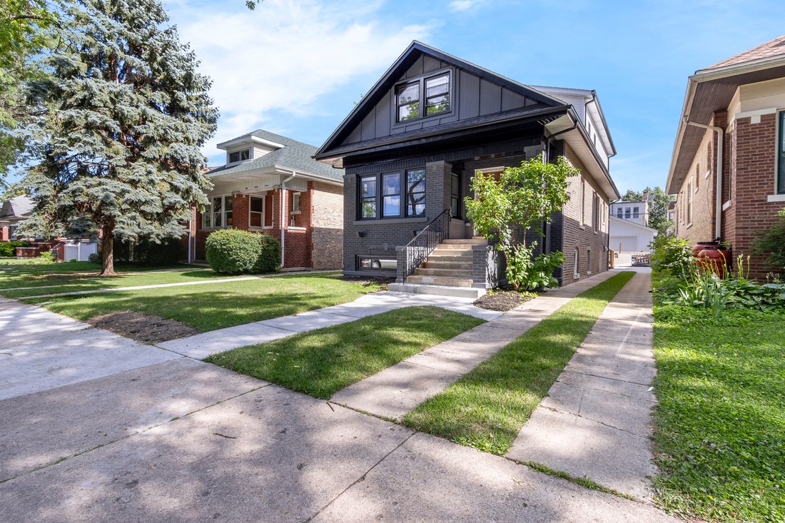 House in Chicago, Illinois, United States 1 - 18322304