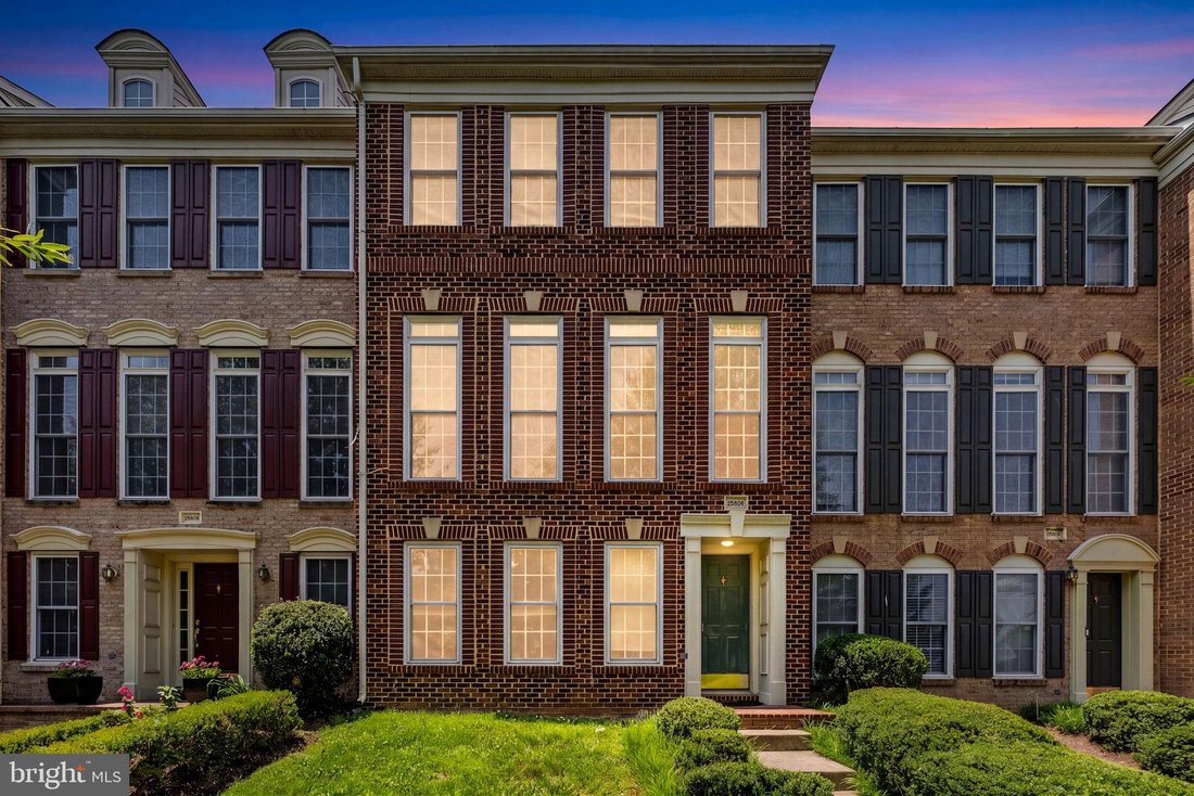 Townhouse in Chantilly, Virginia, United States 1 - 18317904