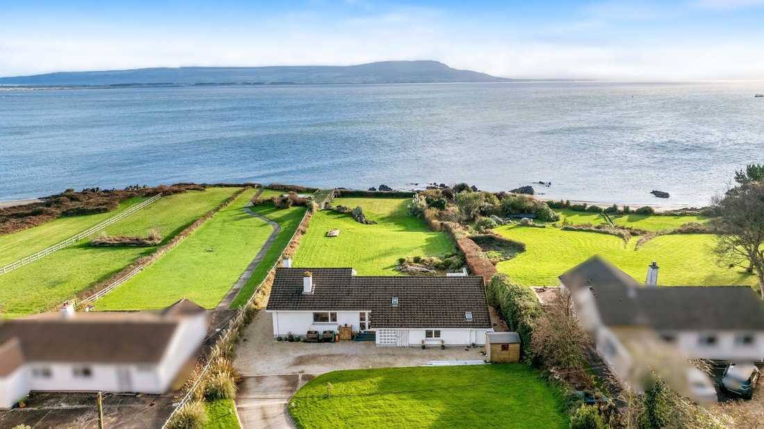 House in Moville, County Donegal, Ireland 1 - 18318164