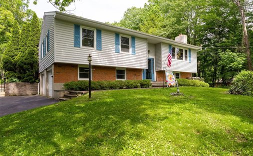 House in Wappingers Falls, New York, United States 1