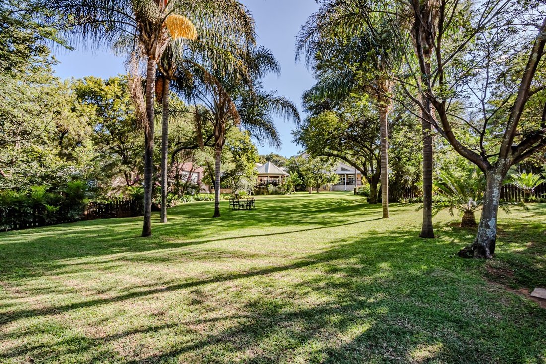 House in Shere, Gauteng, South Africa 2 - 15165902