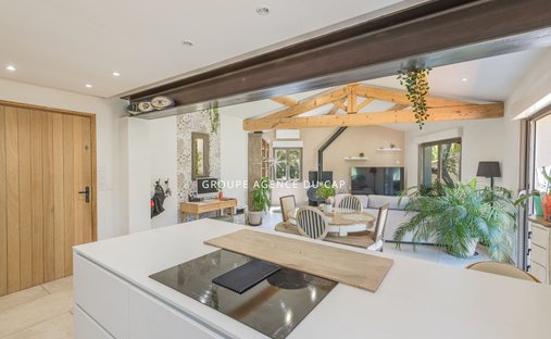 Villa in Le Dramont-Agay-Anthéor-Le Trayas, Saint-Raphaël, Frankreich 1