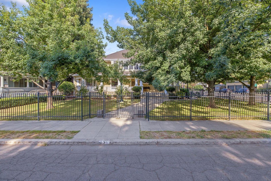 House in Visalia, California, United States 5 - 18319509