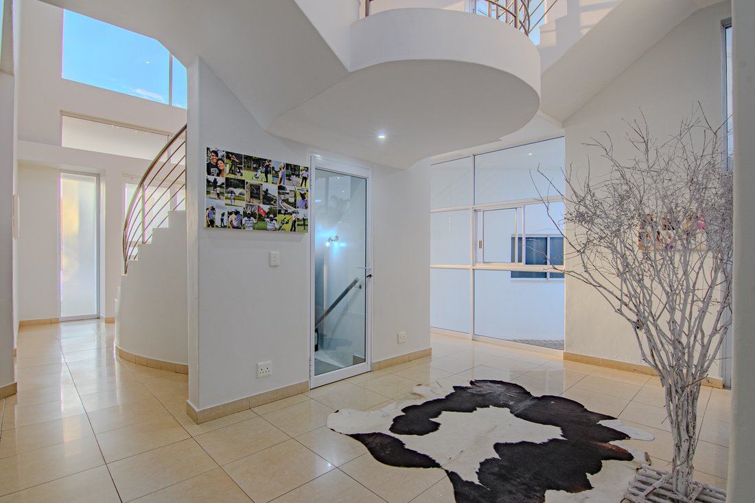 House in Woodhill Golf Estate, Gauteng, South Africa 4 - 16468465