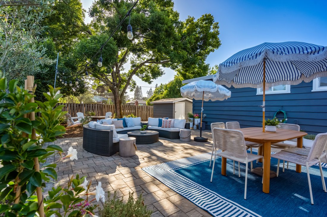 House in Healdsburg, California, United States 1 - 18320412
