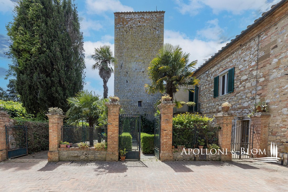 Villa in Torrita di Siena, Tuscany, Italy 2 - 18322841