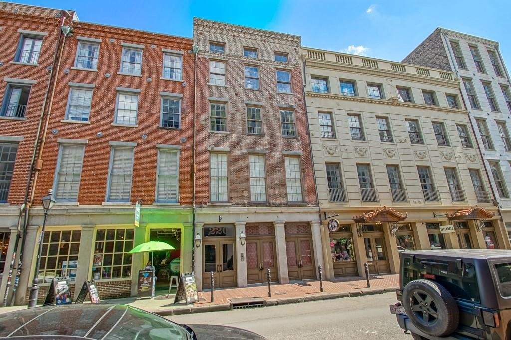 Condo in New Orleans, Louisiana, United States 1 - 18320865