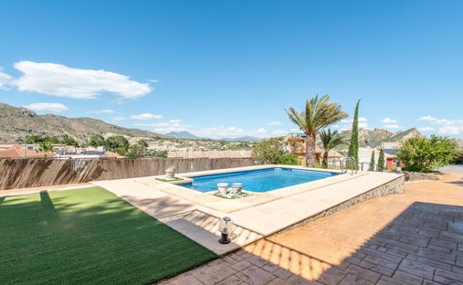 Villa a Villanueva del Rio Segura, Murcia, Spagna 1