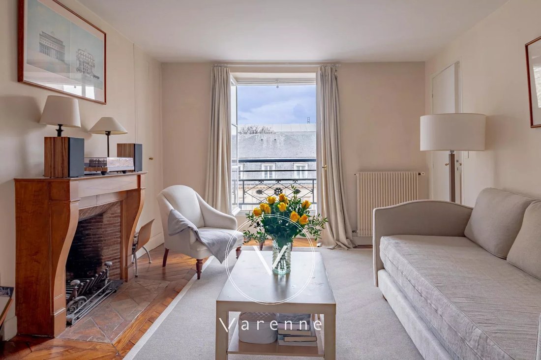 Wohnung in Saint Thomas d'Aquin, Paris 7e Arrondissement, Paris 4 - 18323104