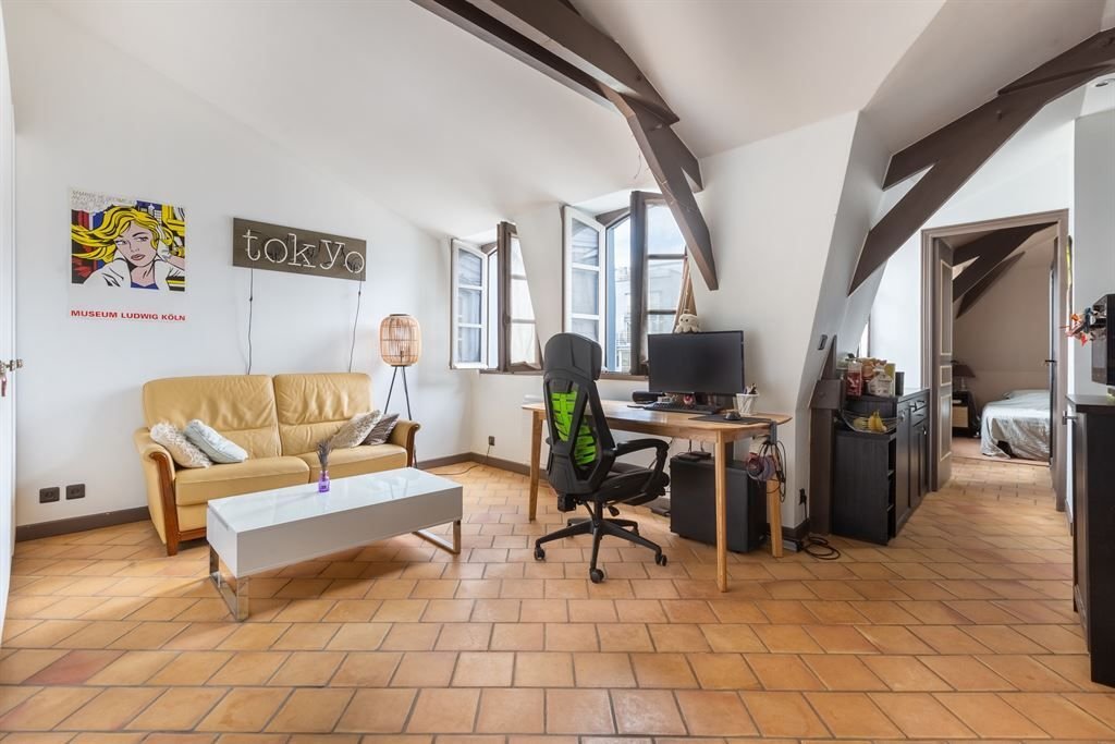 Apartment in Palais Royal, Paris 1er Arrondissement, Paris 2 - 18321526