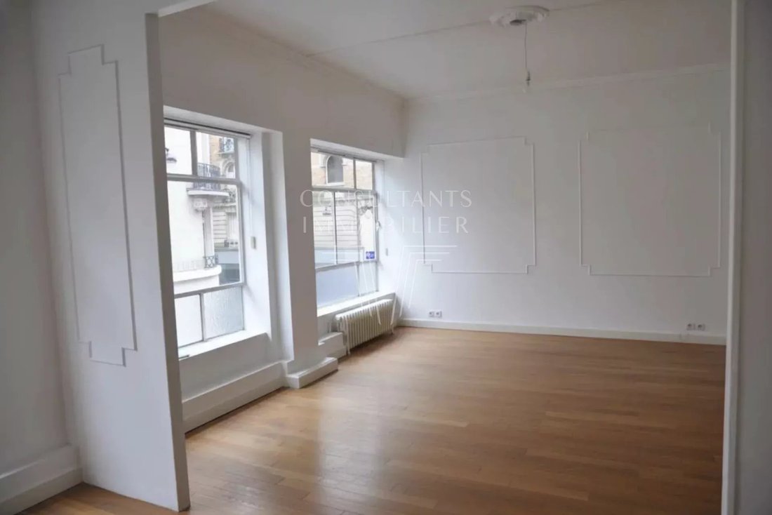 Apartment in Porte Dauphine, Paris 16e Arrondissement, Paris 2 - 17889529