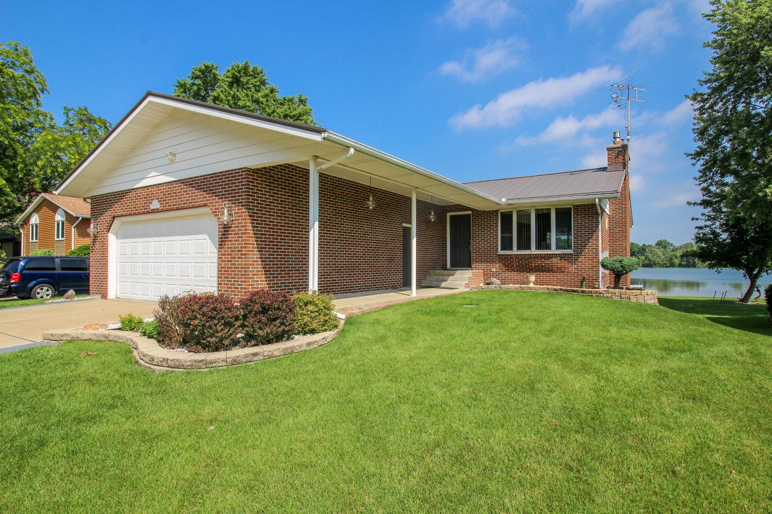 House in Three Rivers, Michigan, United States 2 - 18322765