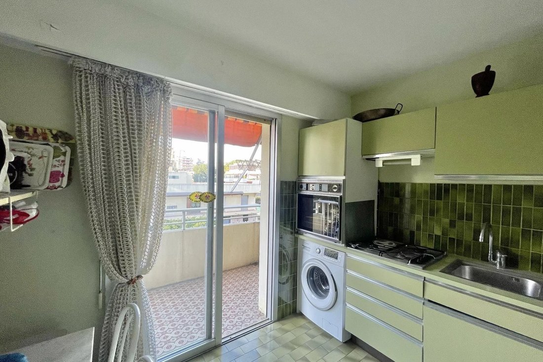 Apartment in Saint-Laurent-du-Var, Provence-Alpes-Côte d'Azur, France 3 - 18319446