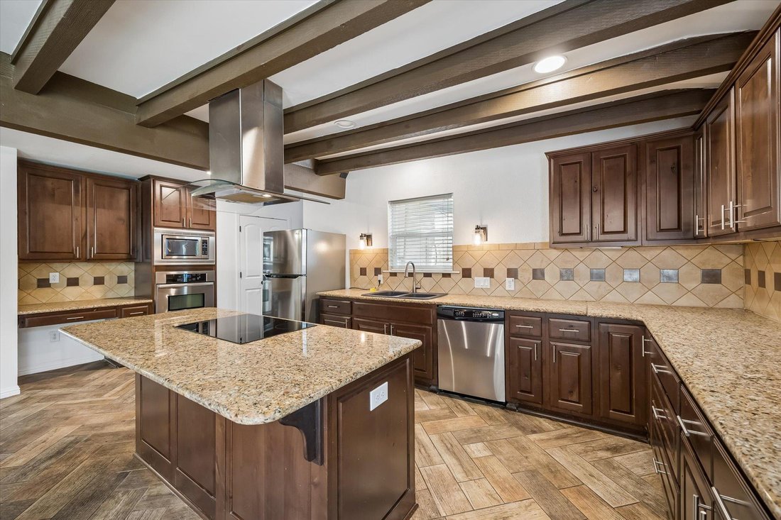 House in Austin, Texas, United States 4 - 18321592