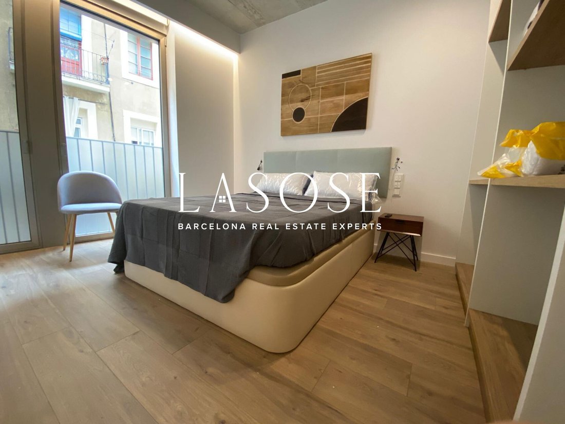 Apartment in Ciutat Vella, Barcelona, Spain 4 - 18320089