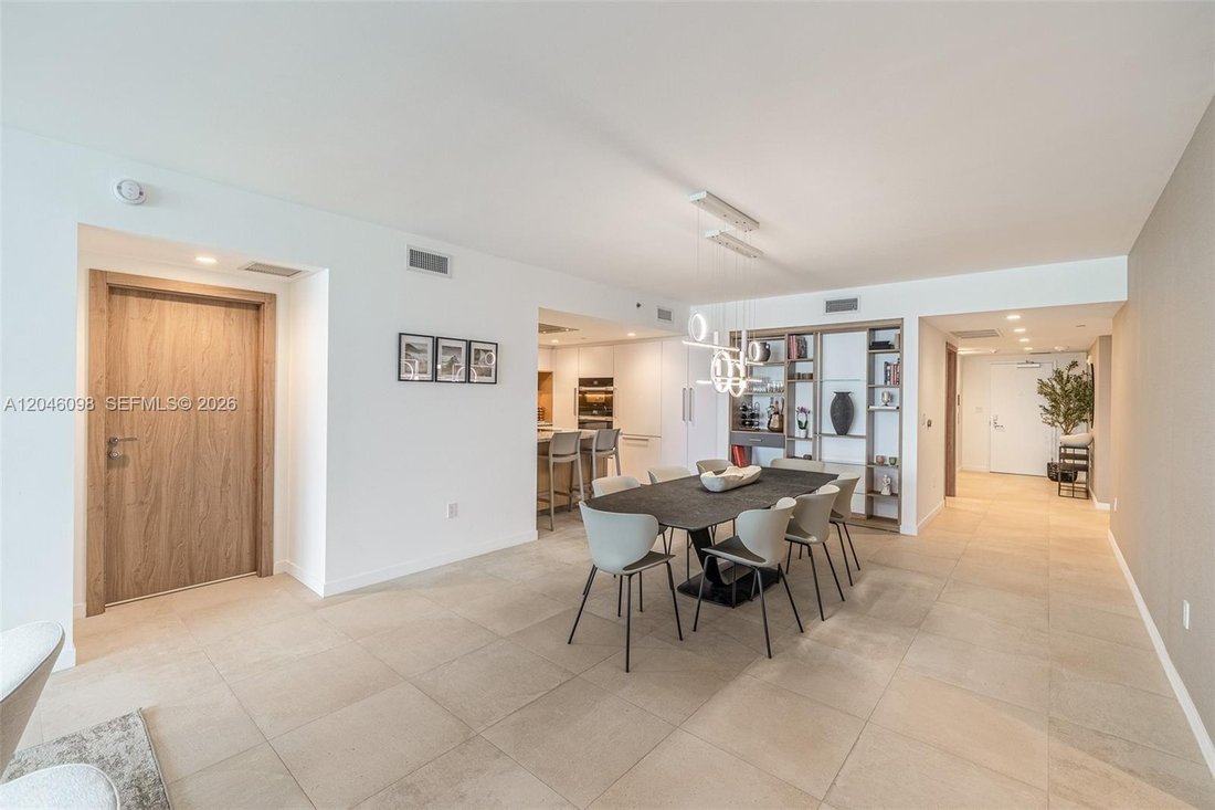 Condo in Bal Harbour, Florida, United States 5 - 18322953