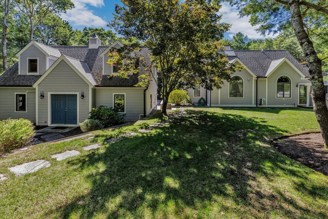 House in Mashpee, Massachusetts, United States 2 - 18319670