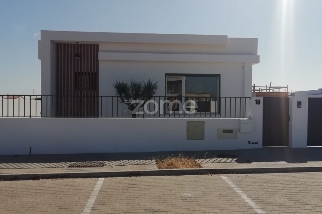 House in Azeitao (Sao Lourenco e Sao Simao), Setubal, Portugal 1 - 17989998