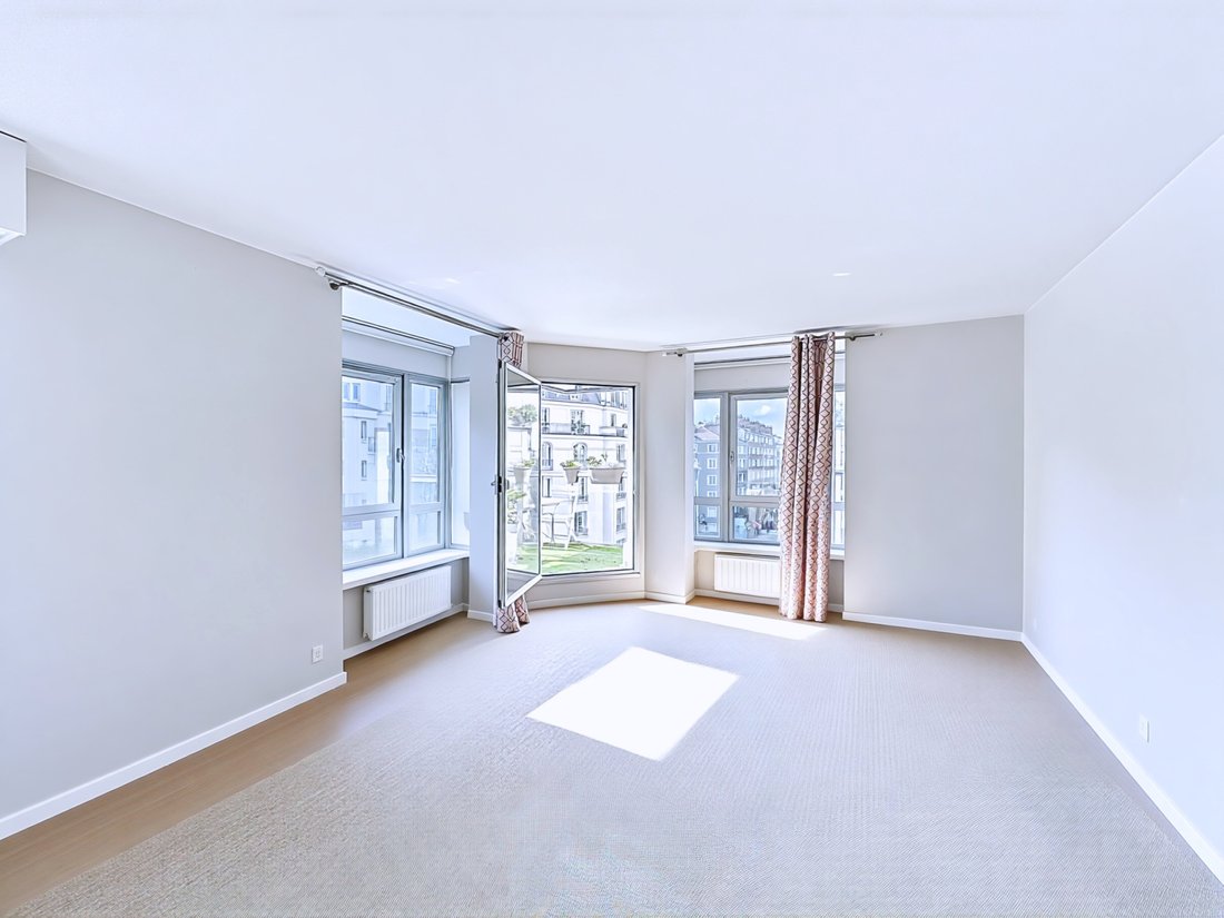 Apartment in Saint Lambert, Paris 15e Arrondissement, Paris 2 - 18321337