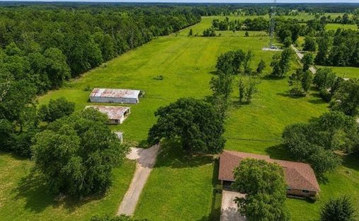 House in Kirbyville, Texas, United States 1