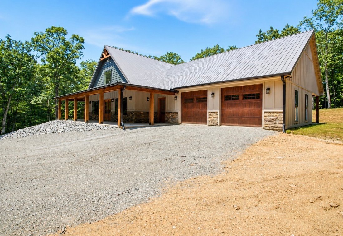 House in Linden, Tennessee, United States 4 - 18318332